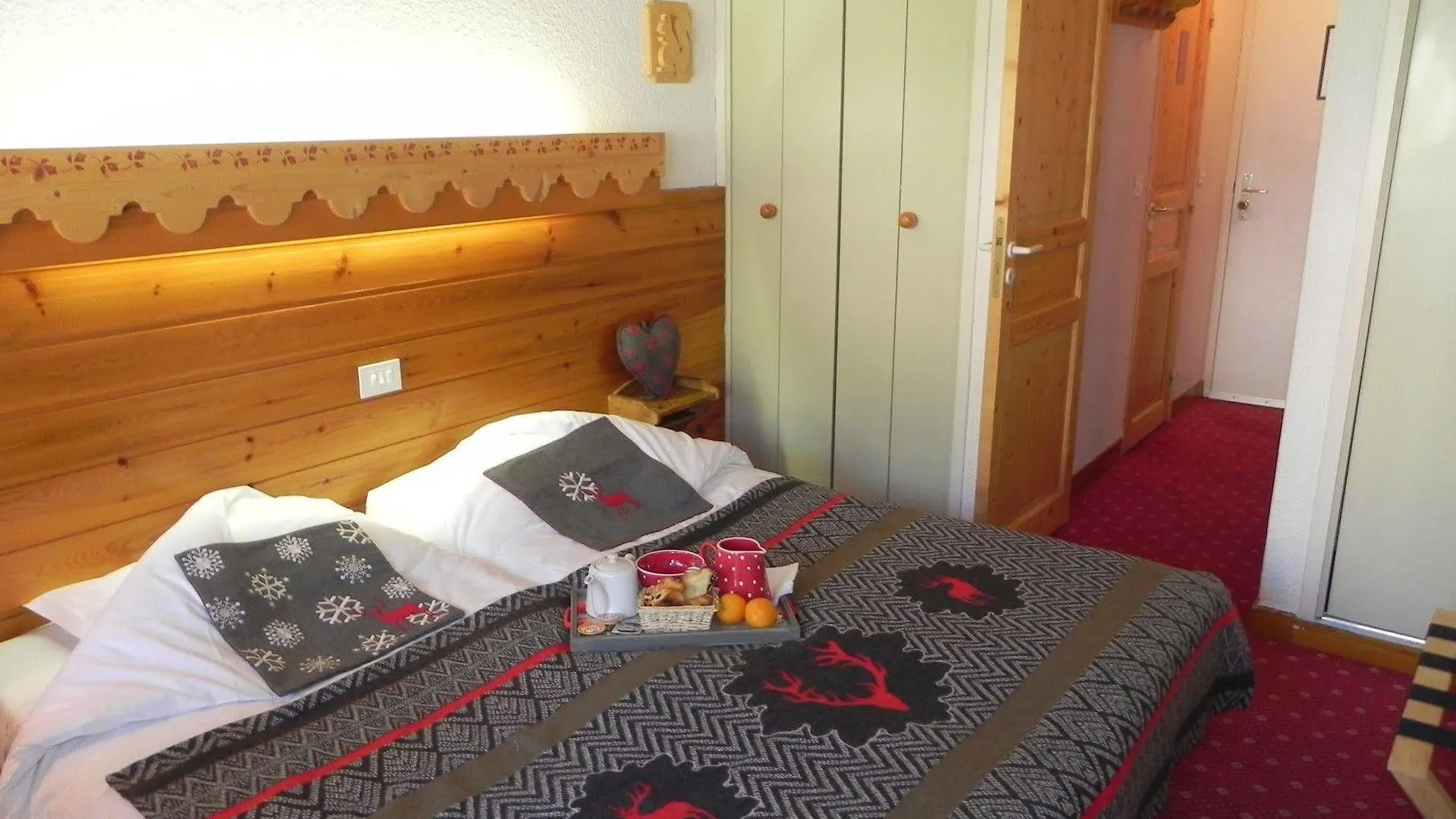 Hotel Ecureuil Vars  France