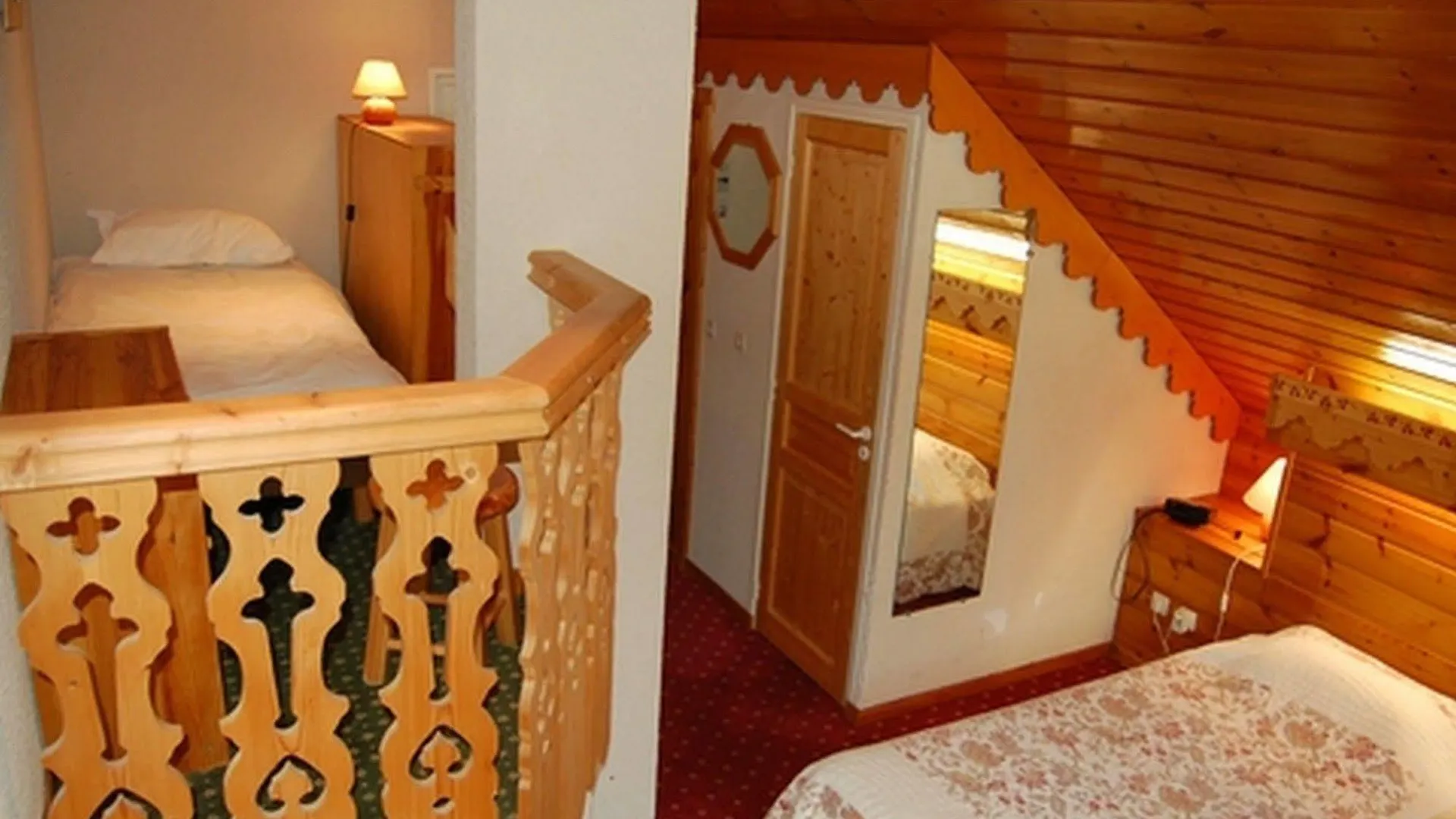 Hotel Ecureuil Vars   Vars (Hautes-Alpes)