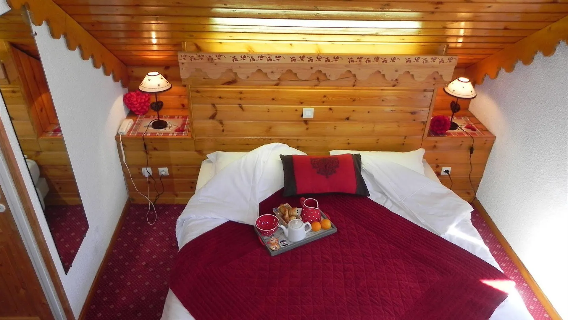 Hotel Ecureuil Vars   Vars (Hautes-Alpes)